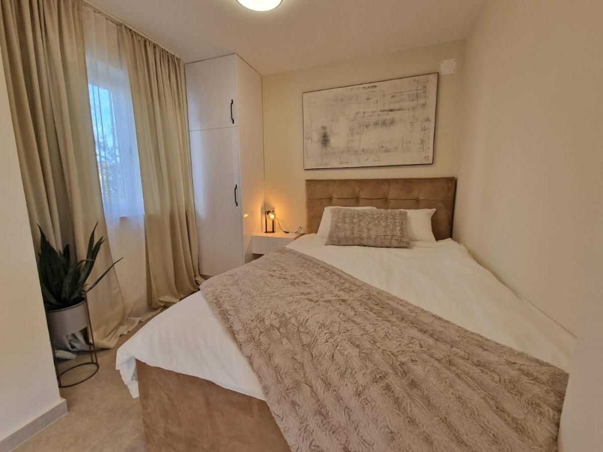 Studio Apartment Mare With Private Garden And Jacuzzi Винкуран Екстер'єр фото