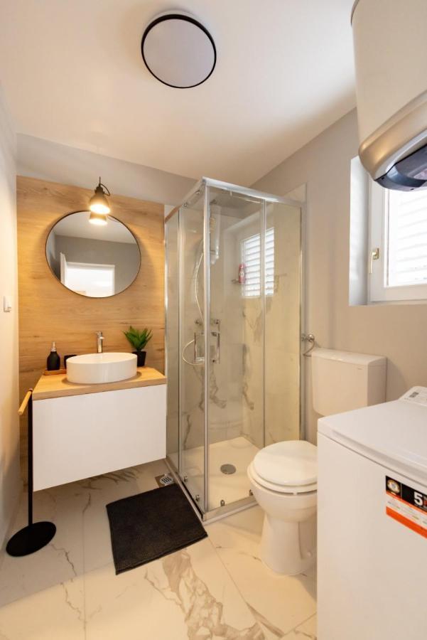 Studio Apartment Mare With Private Garden And Jacuzzi Винкуран Екстер'єр фото
